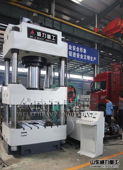 500噸液壓機車間