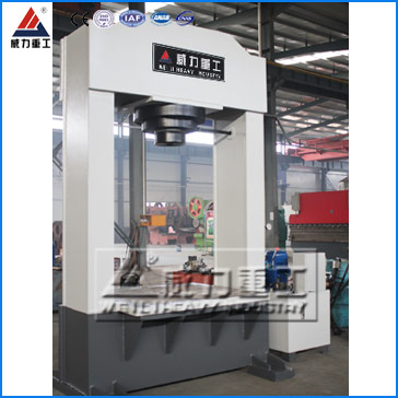 315噸龍門液壓機(jī)價(jià)格