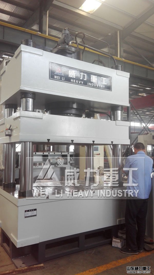 500噸三梁四柱液壓機