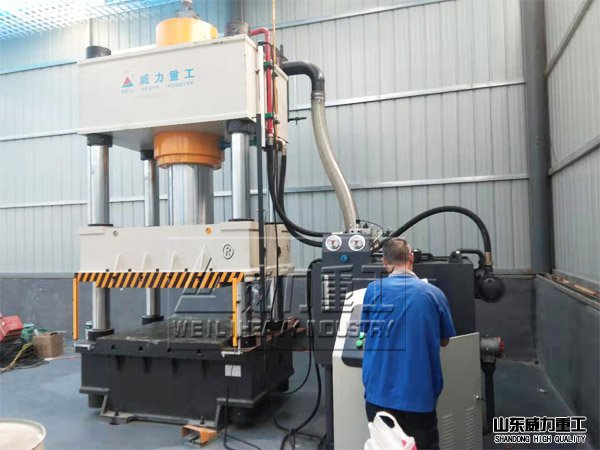 伺服閥體試壓500噸液壓機