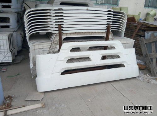 四柱液壓機批量模壓汽車保險杠