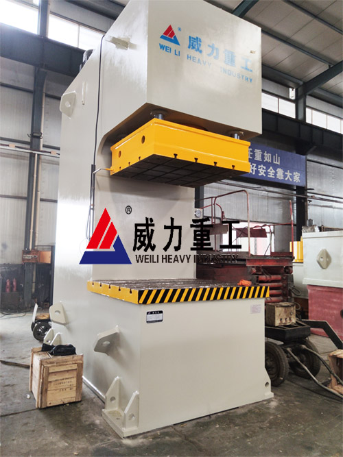 500噸液壓校直機