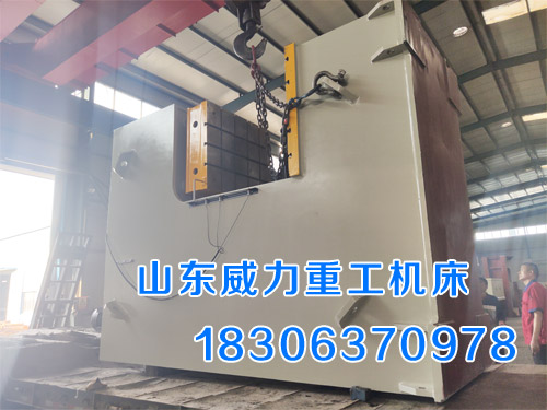 500噸單臂校正液壓機發貨