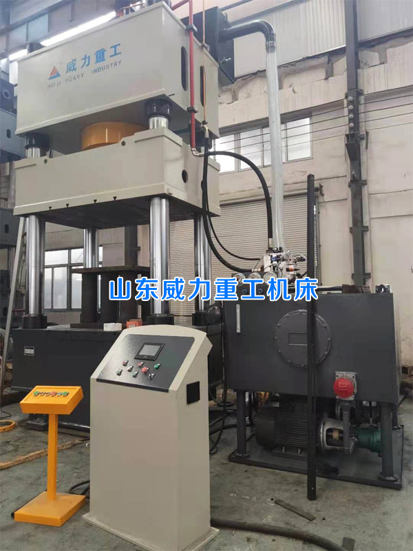 液壓機(jī)廠(chǎng)家車(chē)間裝配圖