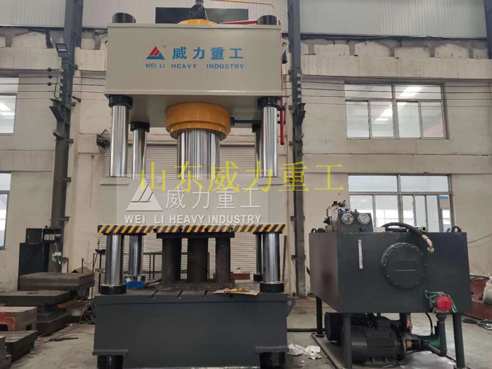 汽車擋泥板專用四柱液壓機(jī)