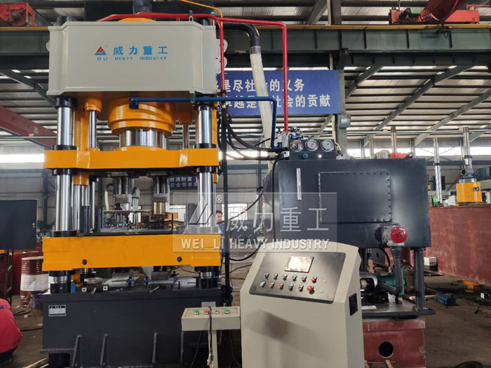 全自動630噸石墨粉末壓塊機