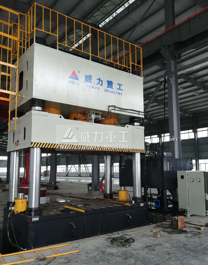 山東威力重工壓濾機(jī)濾板專用四柱液壓機(jī)