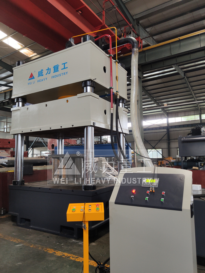 500噸玻璃鋼托盤成型液壓機(jī)