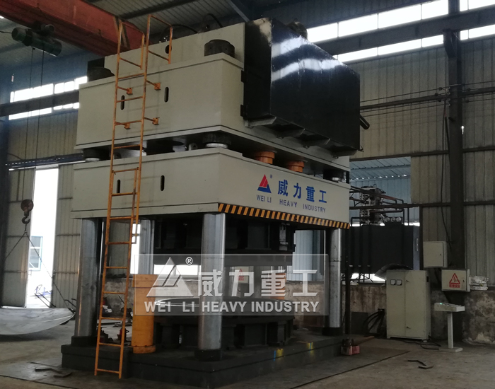 山東威力重工封頭液壓機